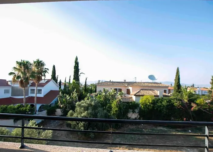 Lägenhet Cozy In Quiet Area In Engomi