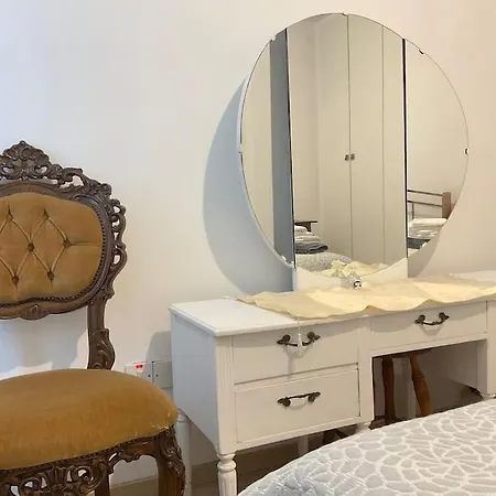 Cozy In Quiet Area In Engomi شقة نيقوسيا